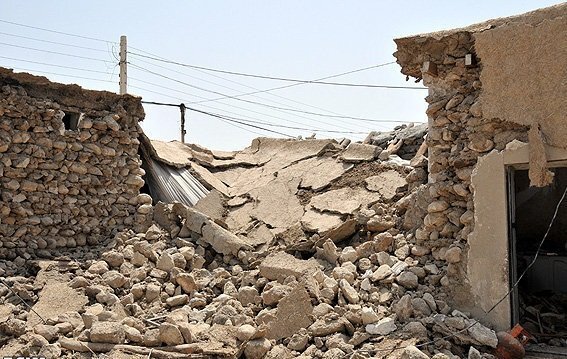 خسارت زلزله به ۱۶۴ منزل مسکونی و ۱۹ بنای تاریخی در اردستان