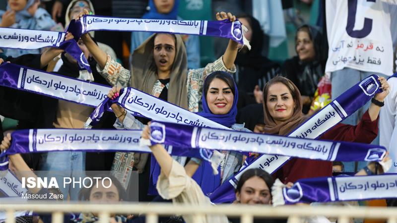 اولین میزبانی رسمی چادرملو با ۱۱ هزار و ۵۰۰ تماشاگر/سهم بانوان ۱۰۰۰ صندلی