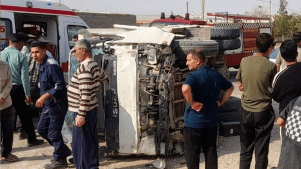 عکس/ تصادف و واژگونی ۳ دستگاه خودرو در سه‌راه گنبدلی سرخس