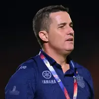 اوسمار با سه عضو کادرفنی در پرسپولیس