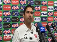 سرمربی پرسپولیس: اعضای کادرفنی خیلی تلاش می‌کنند و از همه راضی هستم، همه آنها تخصص و تعهد دارند