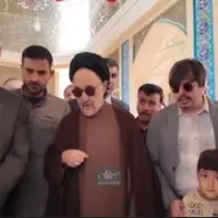 گفت‌وگوی صمیمی سید محمد خاتمی با اقشار مختلف مردم در گلزار شهدای اردکان