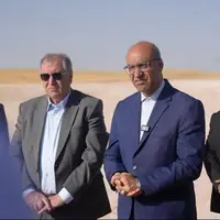 آغاز ساخت نخستین نیروگاه خورشیدی طرح ۱۸ مگاواتی کرمانشاه