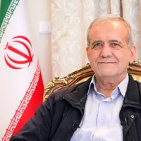 رئیس‌جمهور: آنان که از خارجِ کشور، پمپاژ ناامیدی می‌کنند خودفروخته‌اند
