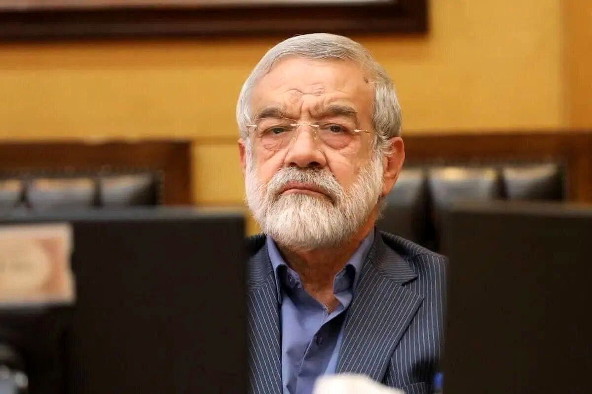 غضنفری خطاب به پزشکیان: اگر قائم‌پناه و عارف را عزل نکنید، علیه جنابعالی اعلام جرم خواهیم کرد