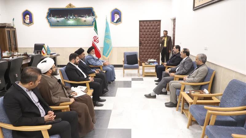 توسعه پیرامونی مسجد جمکران با حفظ شان معنوی و اولویت خدمت‌رسانی دنبال شود