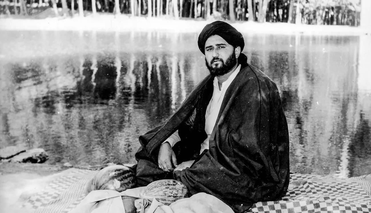 در را قفل نکن! به بهانه سالگرد درگذشت حاج سیدمصطفی خمینی