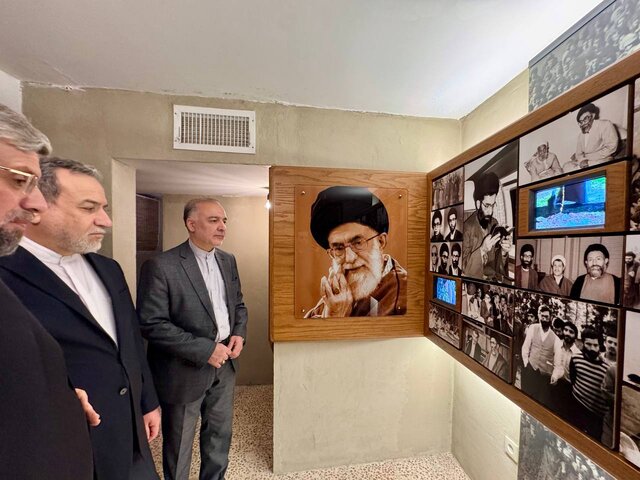  بازدید عراقچی از منزل رهبر انقلاب