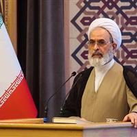 اعرافی: علامه نائینی میان آموزه‌های دینی و نیاز روز جامعه تعادل برقرار کرد