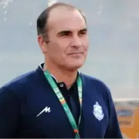 مربی سابق پرسپولیس: از قاسم حمایت کنید!