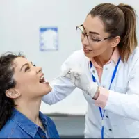 تشخیص انواع بیماری‌ها با بررسی زبان/ رد دندان روی زبان نشانه چیست؟