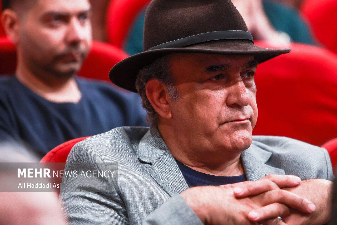 عکس/مراسم بزرگداشت فرهاد آئیش