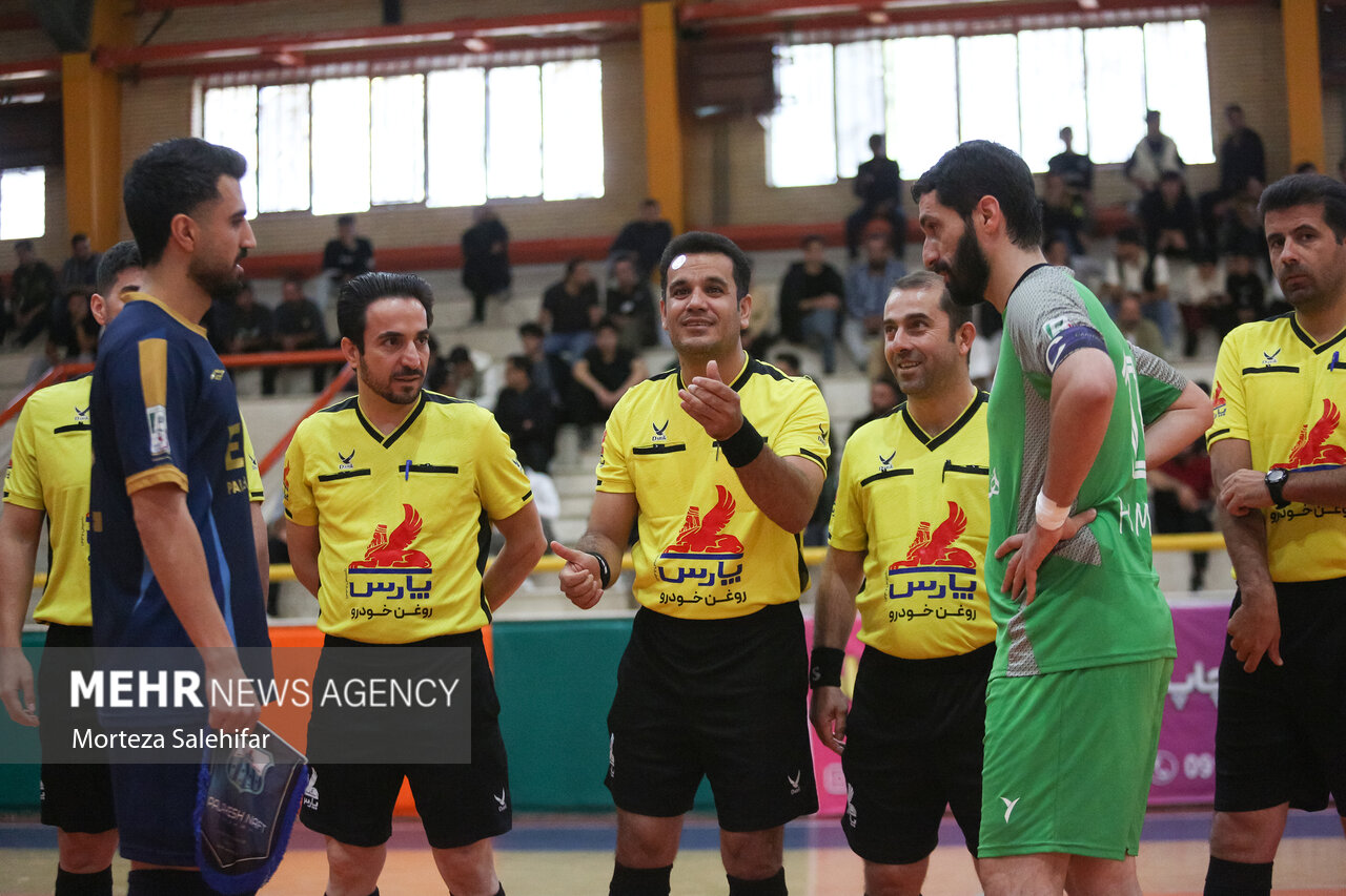 لیگ برتر فوتسال؛ جوادالائمه شهرکرد و پالایش نفت اصفهان