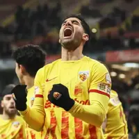 درخواست غرامت ۲۷۰ میلیاردی علی کریمی!