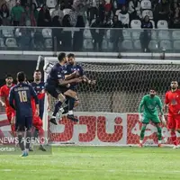 گل گهر به دنبال بازگشت به صدر؛ تراکتور در اندیشه حضور در جمع مدعیان