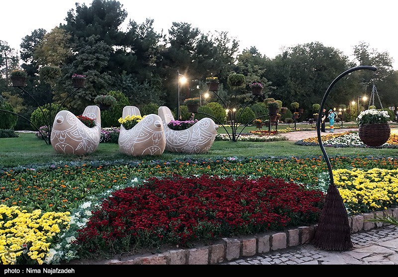 چهارمین جشنواره طعم و رنگ پاییز در باغ مشهد
