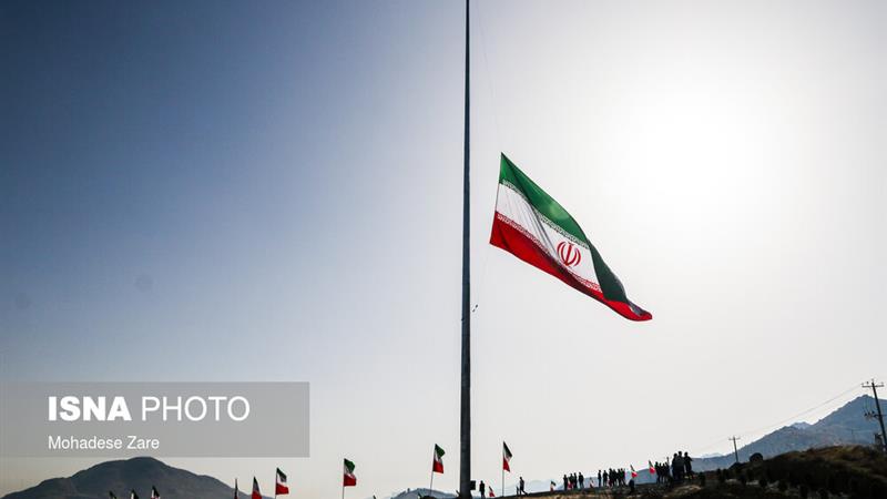 بزرگنمایی ضعفها؛ حربه دشمن برای پنهانسازی خدمات نظام است