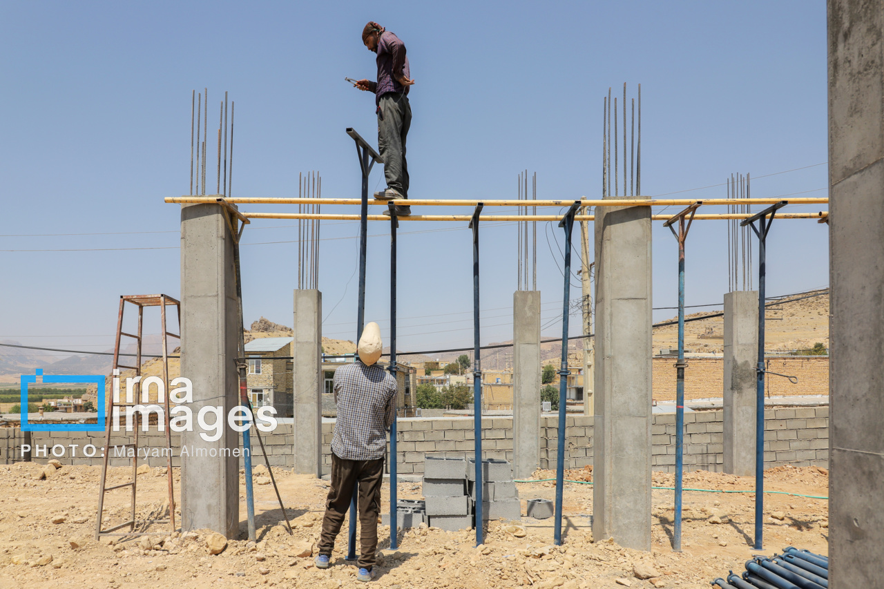 عکس/ نهضت «مدرسهسازی» با مشارکت روستائیان چهارمحال و بختیاری