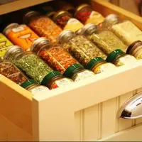 بدترین جای آشپزخانه برای نگهداری ادویه