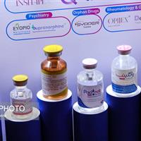 اعطای اعتبار ۵ میلیون ریالی خدمات آزمایشگاهی به پژوهشگران حاضر در نمایشگاه نانو