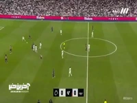 گل اول رئال مادرید به بارسلونا توسط امباپه که داور پس از بازبینی آفساید اعلام کرد