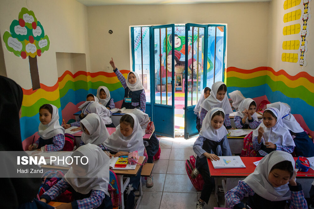 بازدید از مدارس اتباع خارجی