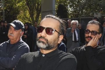 عکس/ تشییع پیکر «واحد خاکدان»