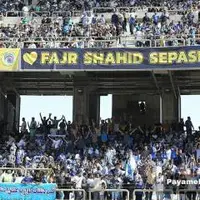 بطری باران شدن یاسر آسانی و همبازیانش