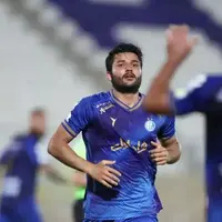 مدافع استقلال پشت هاشمیان درآمد