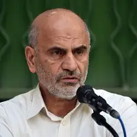 فرشاد مومنی: آمار منتشر شده از بیکاری پوچ و دلخوشکنک است