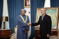 وزیر کشور عمان با لاریجانی دیدار کرد