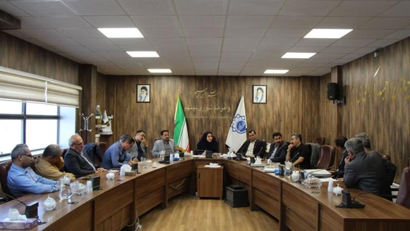 پروژەهای عمرانی متوقف شدە در سنندج تعیین تکلیف شوند