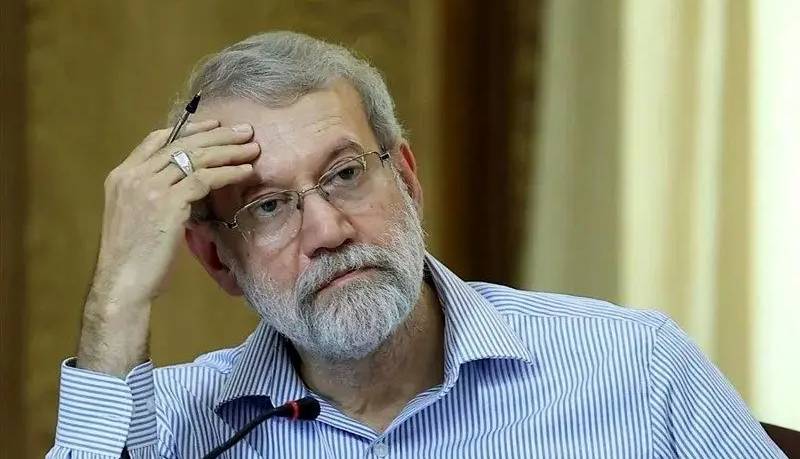 زیدآبادی نوشت: دستنویس لاریجانی و وضعیت وارونه