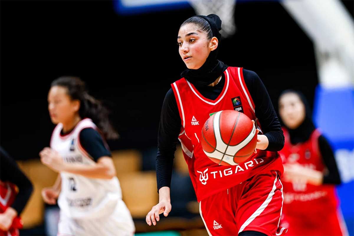 دختر کرمانشاهی نایب قهرمان مسابقات بسکتبال سه نفره بازیهای آسیایی جوانان بحرین شد