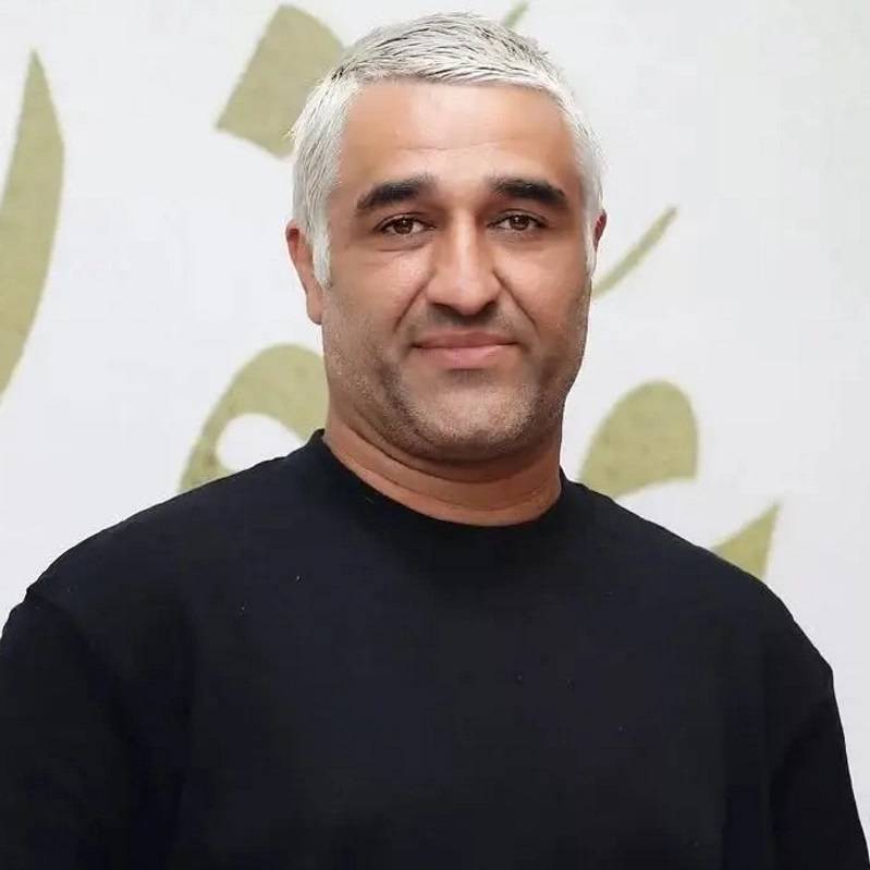 نزدیکان پژمان جمشیدی: منعی برای سفرش نبوده و برمیگردد