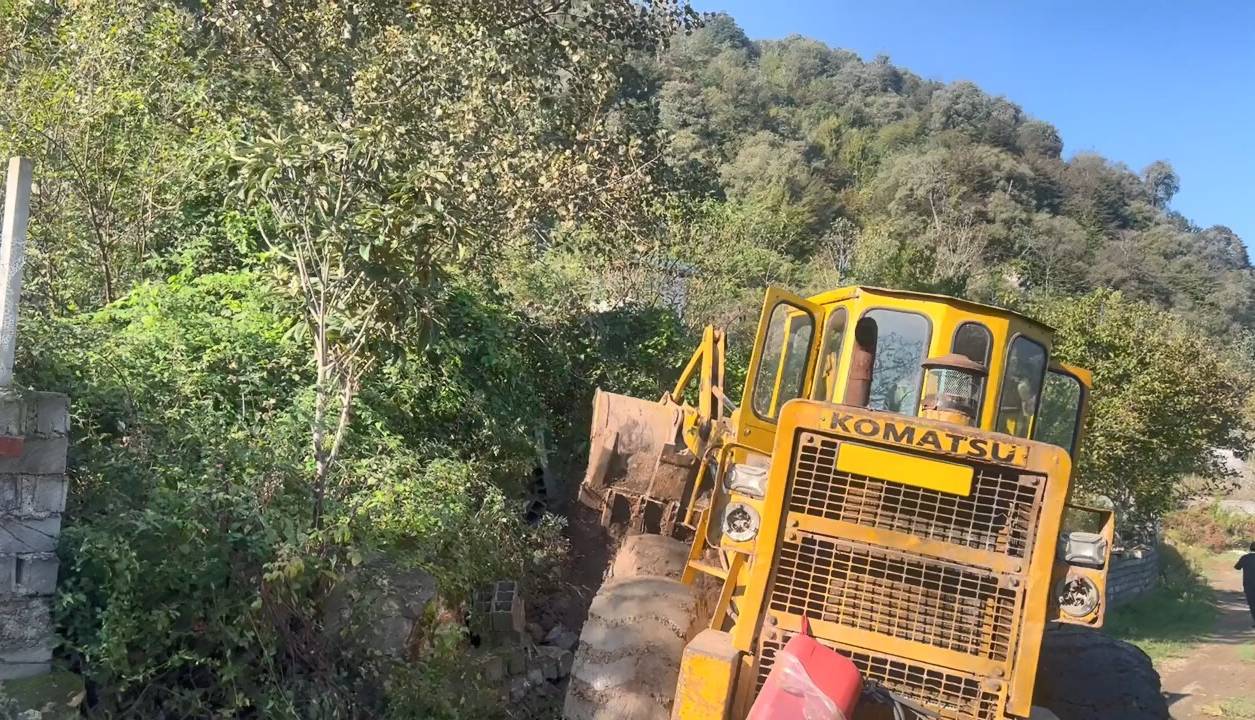 ۹۰۰۰ مترمربع اراضی ملی در هچیرود رفع تصرف شد