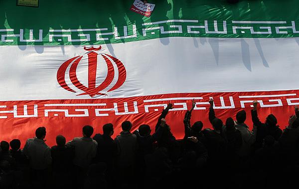 سرمقاله خراسان/ سیاستگذاری با چشمان بسته!