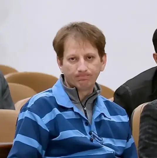 «فرزین» حکم تخلیه «زنجانی» را صادر میکند؟؛ سرنوشت مبهم برج معروف تهران پس از انحلال بانک آینده