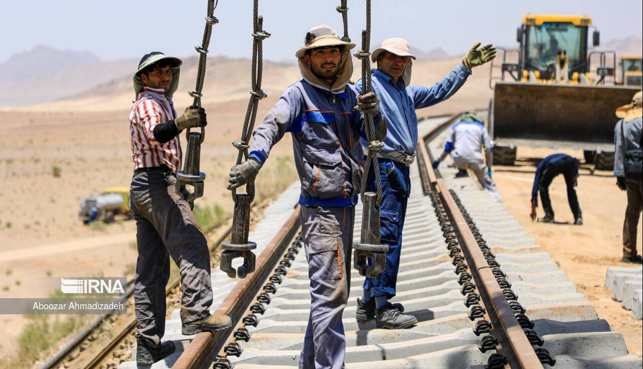 استاندار سیستان: راهآهن چابهار - زاهدان تا پایان سال تکمیل میشود