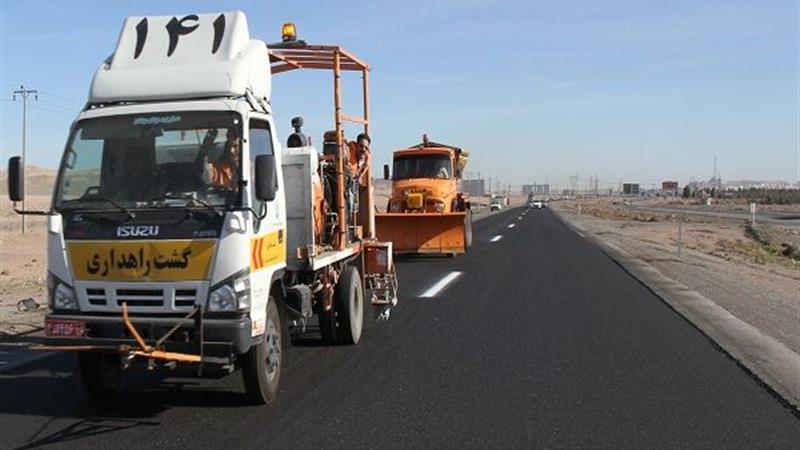 آغاز خطکشی و ایمنسازی ۶۰ کیلومتر جاده در پارسآباد