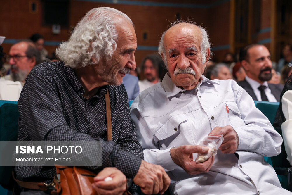 عکس/ مراسم یادبود «ناصر تقوایی»