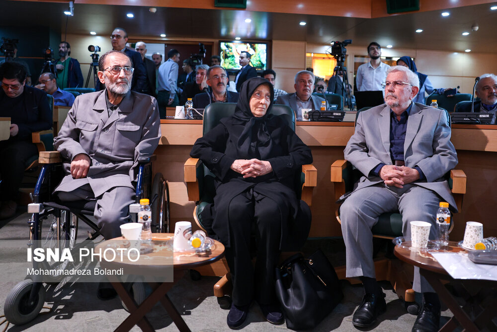 نشست پاسداشت محمود فرشچیان
