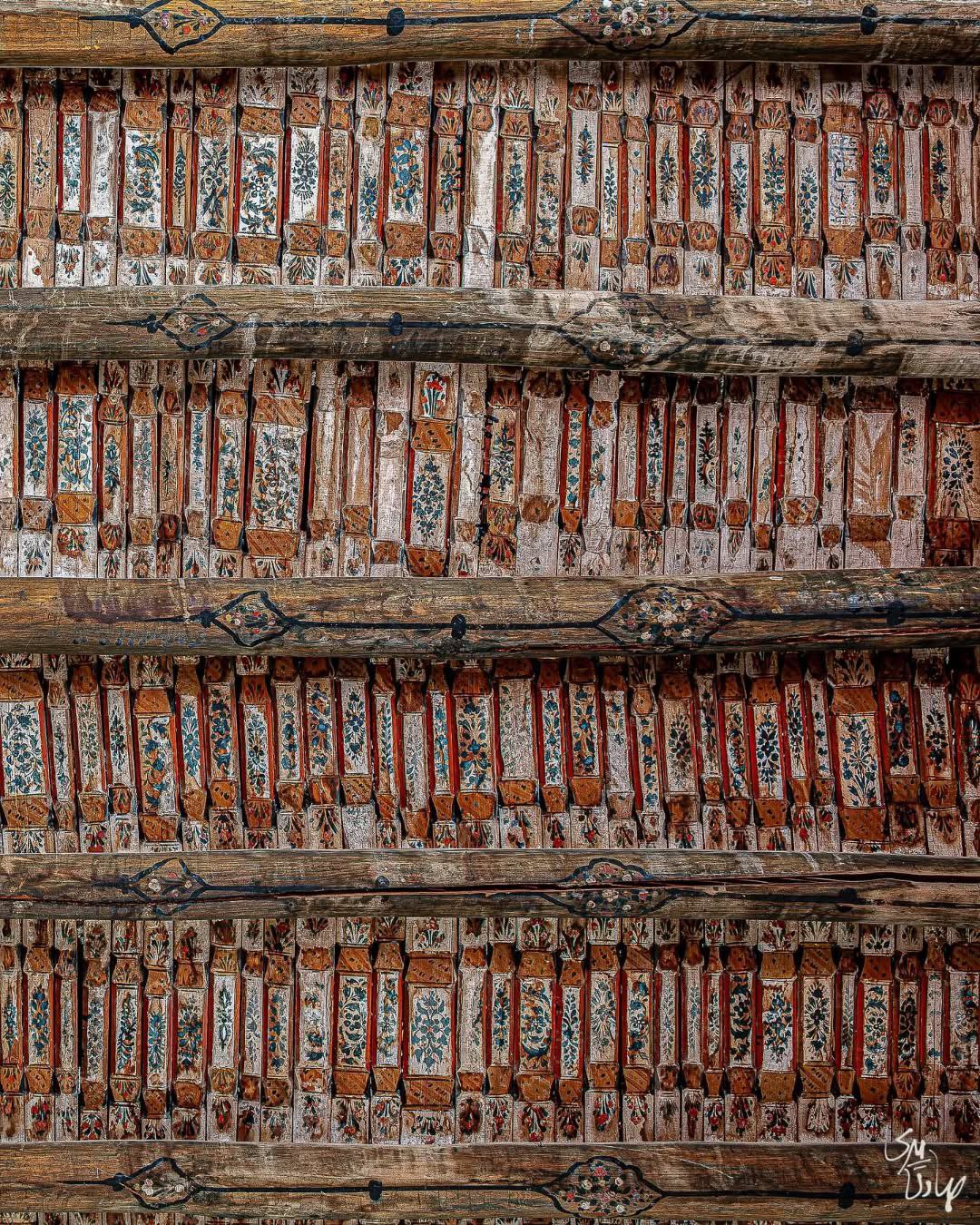 سقف چوبی مسجد ملارستم در مراغه