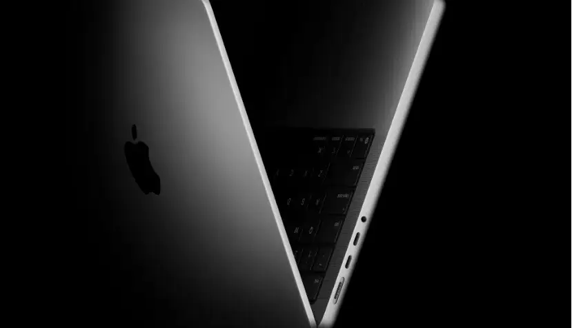 لپتاپ حرفهای جدید اپل مشکل حرارتی دارد
