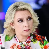 زاخارووا: ماکرون به‌جای اعزام نیرو به اوکراین، امنیت لوور را تامین کند