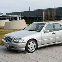 با این همه جذابیت کی باورش میشه این خودرو ماله 30 سال پیشه!