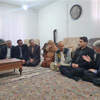 وزیر ارشاد با خانواده شهید سرمد سجادی در مریوان دیدار کرد