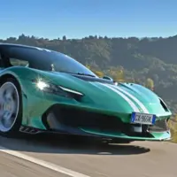 اولین رانندگی با فراری ۲۹۶ اسپشاله، معیار جدید دنیای سوپراسپرتها