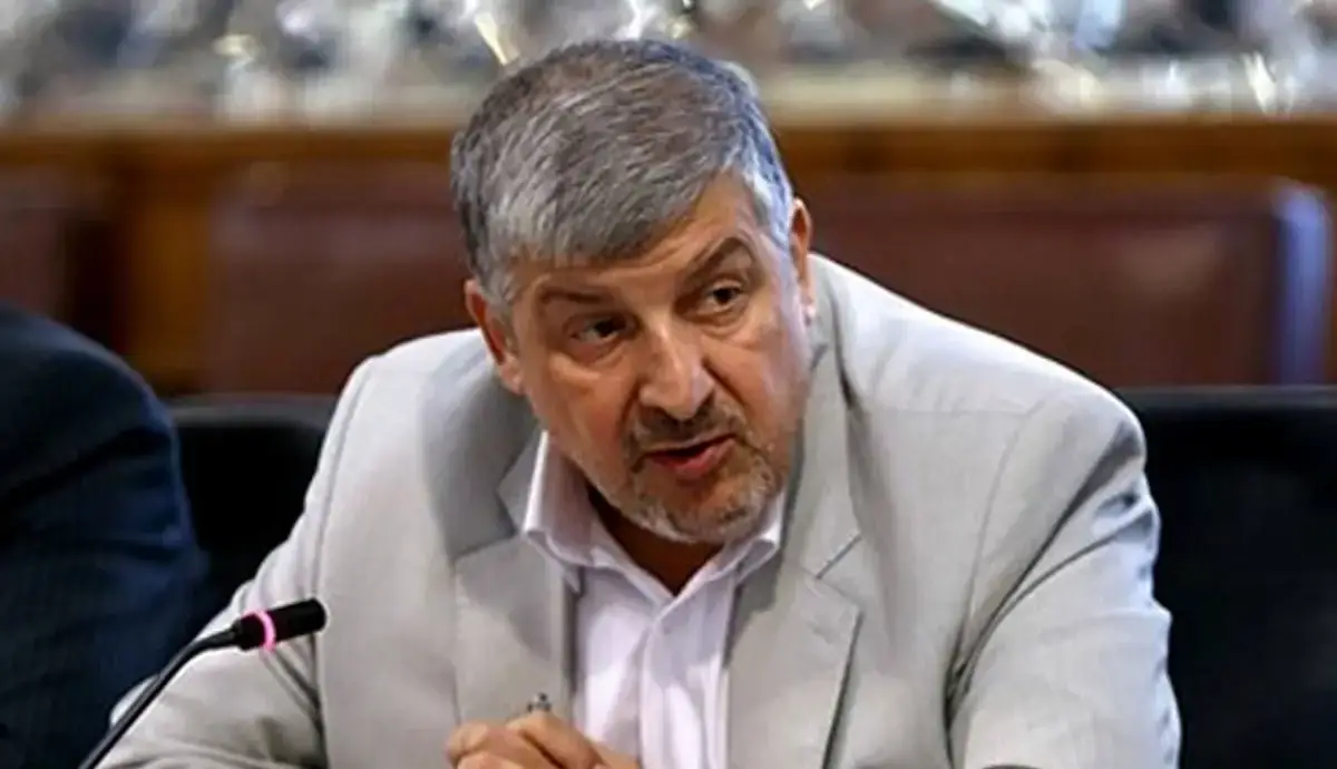 حقیقتپور: هیچکس حق ندارد از رهبری جلو بیفتد و هیچ کسی نباید عقب بماند