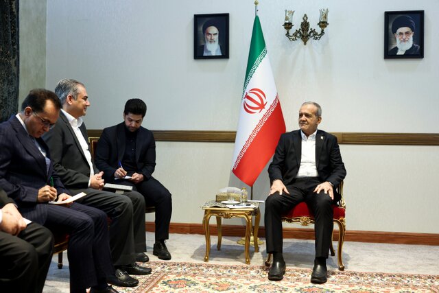 پزشکیان: ایران برای رفع اختلافات میان پاکستان و افغانستان آمادگی دارد